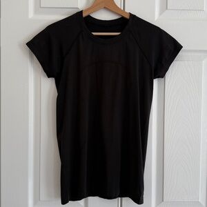 Lululemon Swiftly Tech Short Sleeved Shirt 2.0